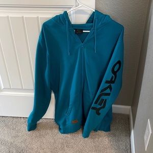 Men’s Oakley sweatshirt, large